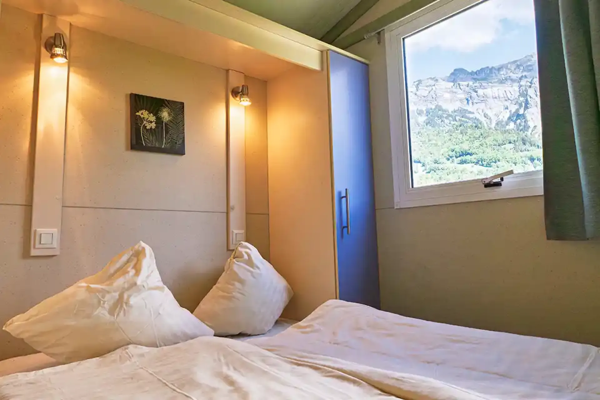 Morea am See — Schlafzimmer mit Doppelbett