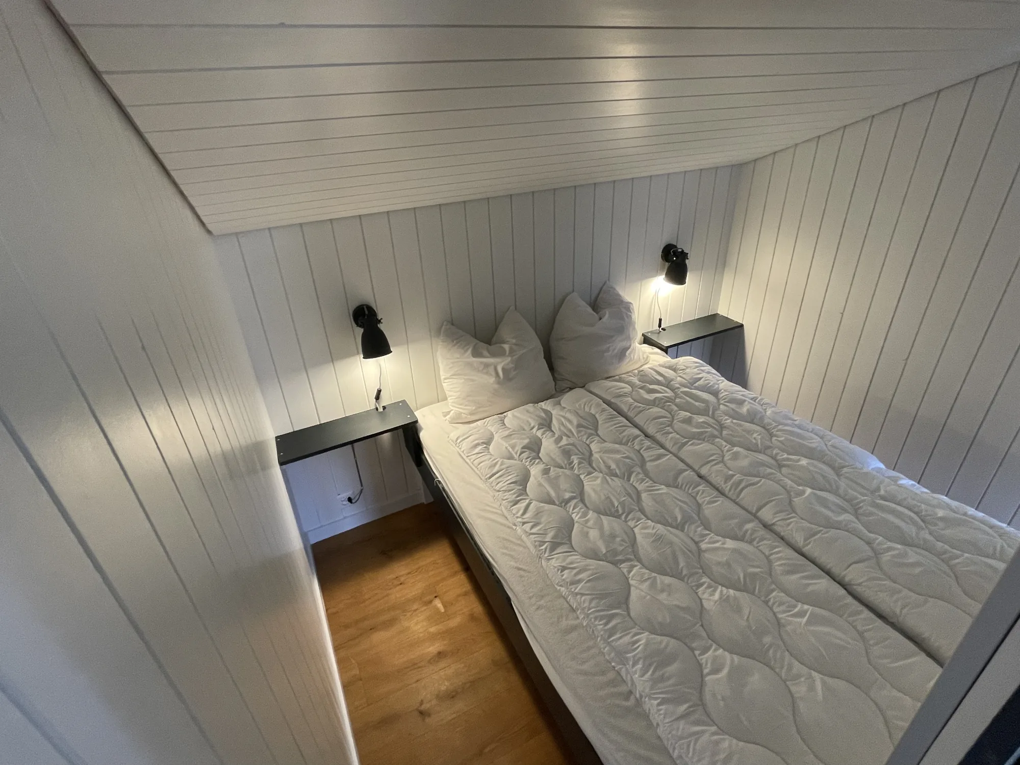 Villa Romantica — Schlafzimmer mit Doppelbett