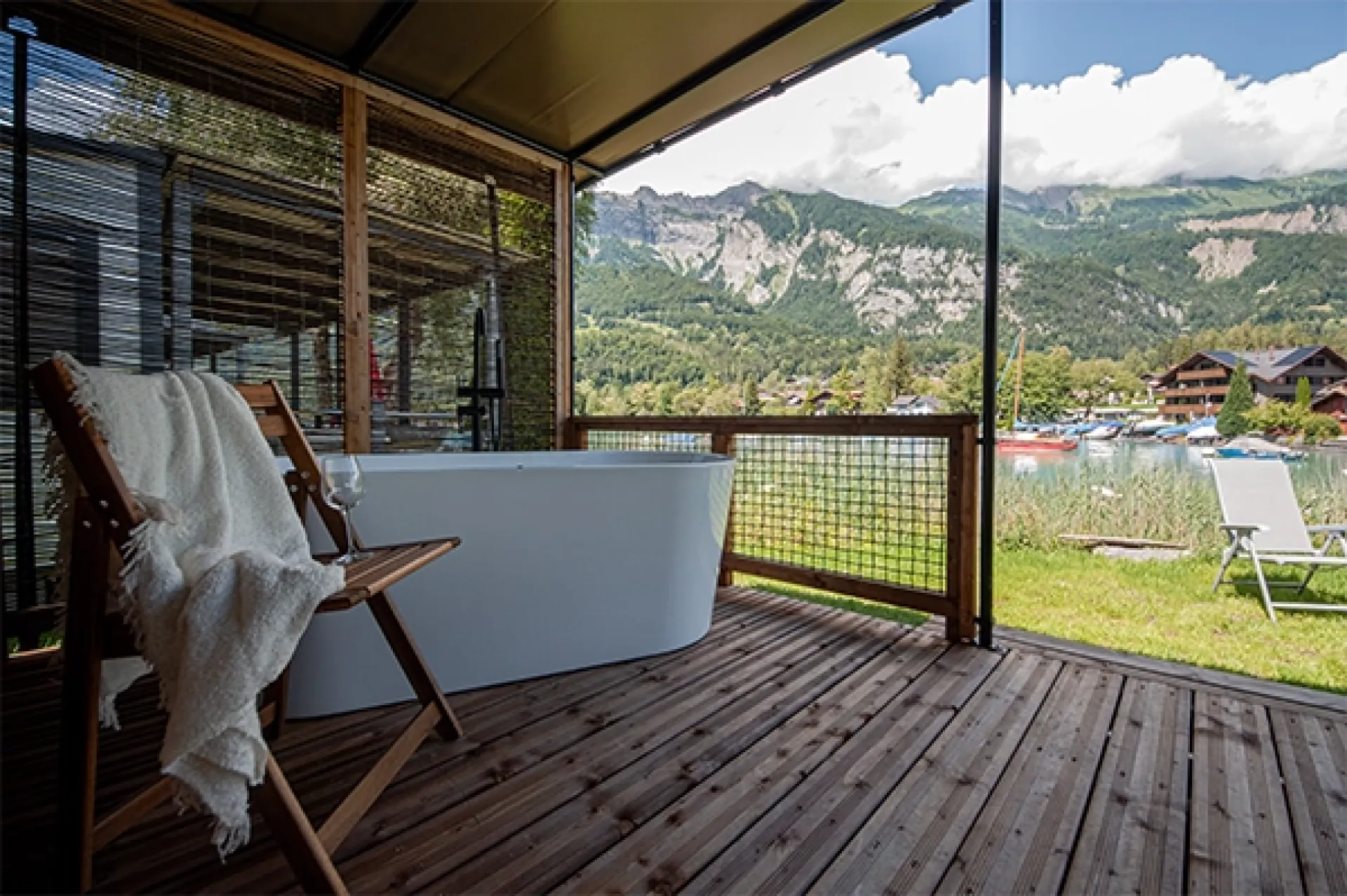 Villa Romantica am See — Wohnbereich