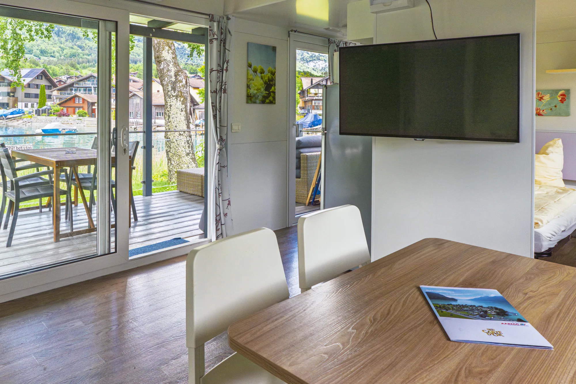 Villa Seeblick — Wohn- und Essbereich