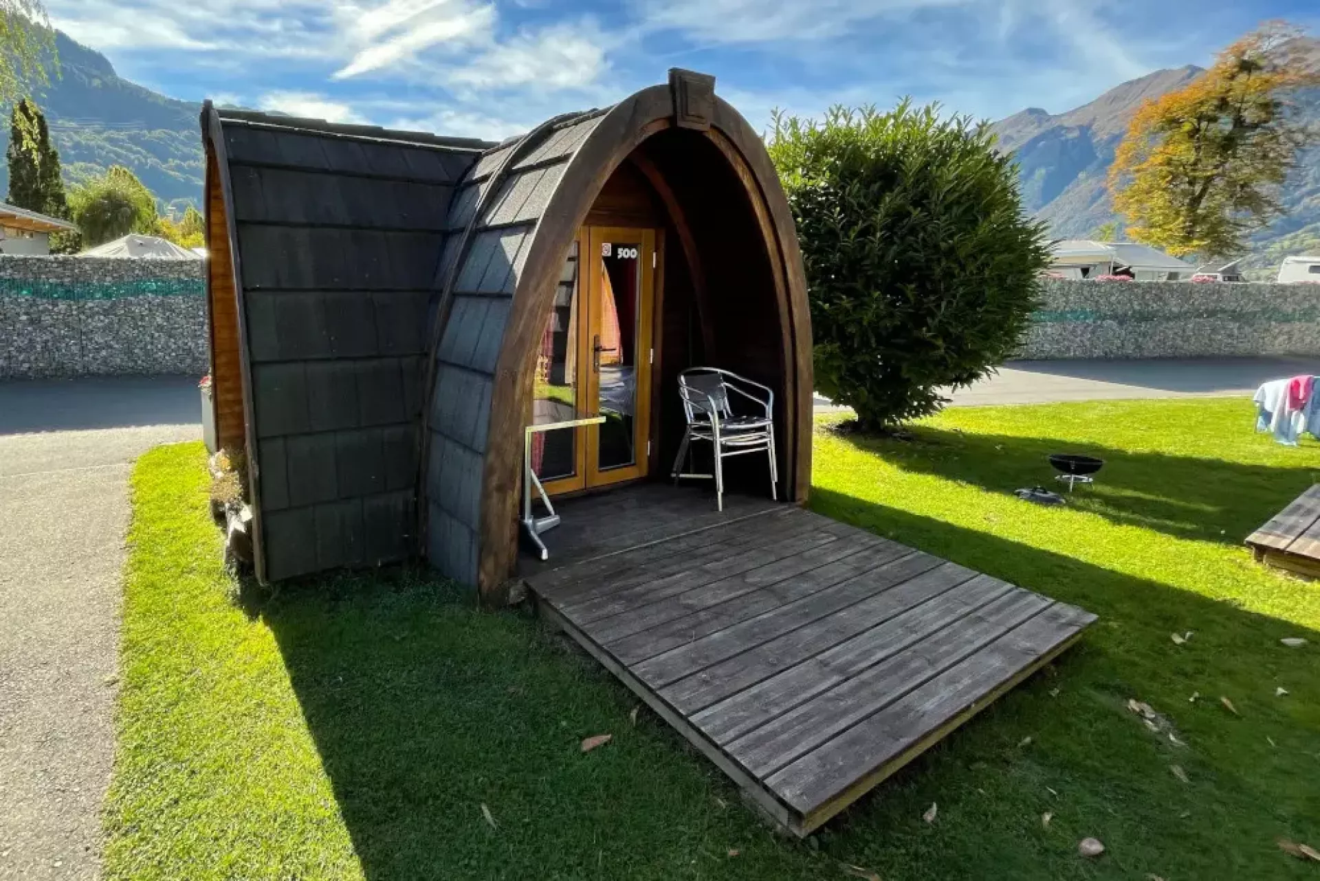 Holziglu / Podhouse — runde Schlafhütte